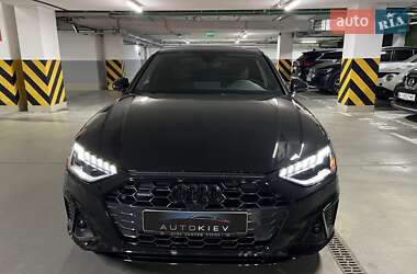 Седан Audi A4 2022 в Киеве