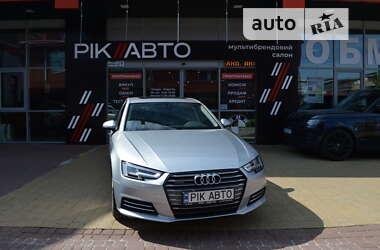 Седан Audi A4 2018 в Львові