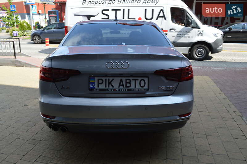 Седан Audi A4 2018 в Львове