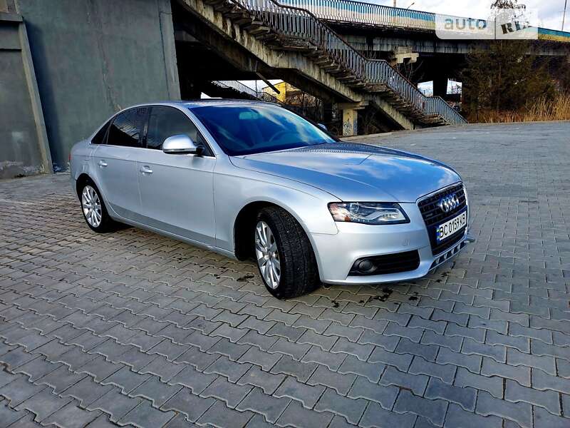Седан Audi A4 2009 в Дрогобичі
