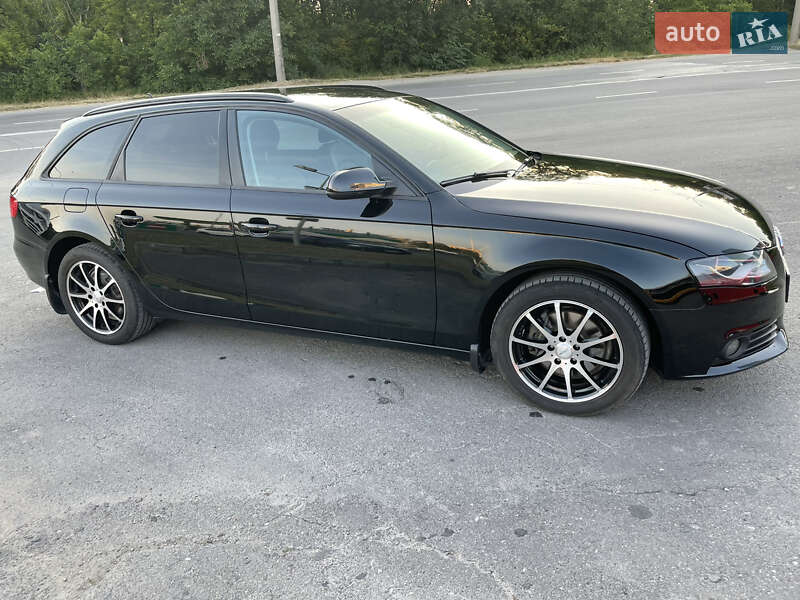 Універсал Audi A4 2010 в Тернополі