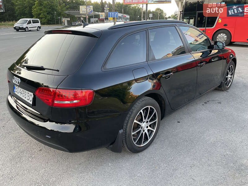 Універсал Audi A4 2010 в Тернополі