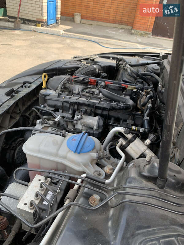 Седан Audi A4 2012 в Гайвороне