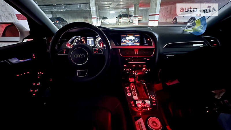 Седан Audi A4 2013 в Одессе