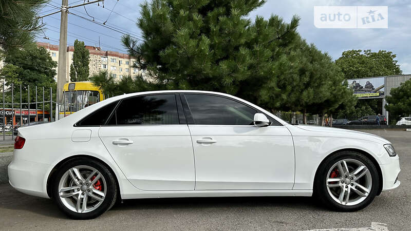 Седан Audi A4 2013 в Одессе