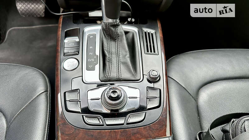 Седан Audi A4 2013 в Одессе