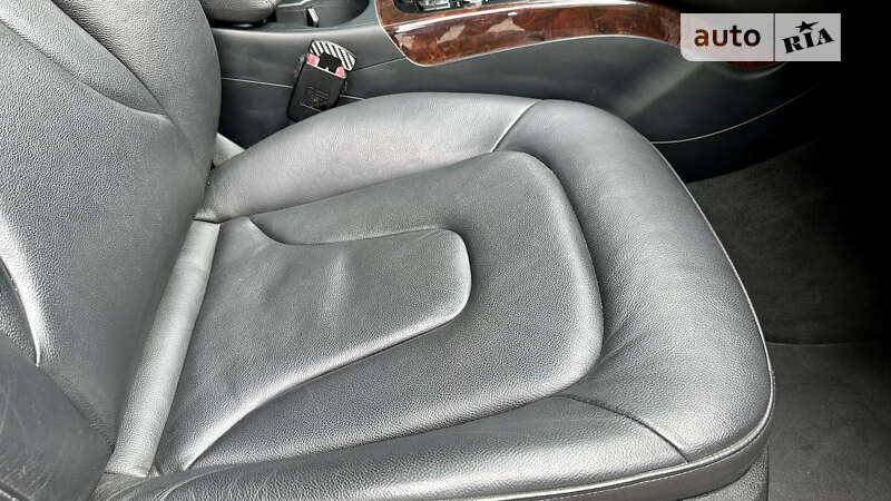 Седан Audi A4 2013 в Одессе