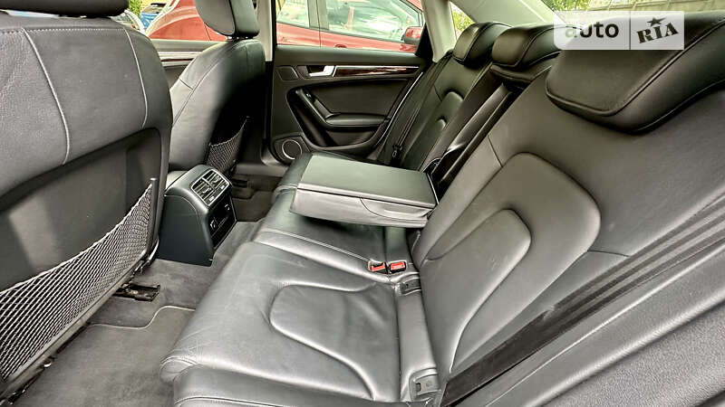 Седан Audi A4 2013 в Одессе
