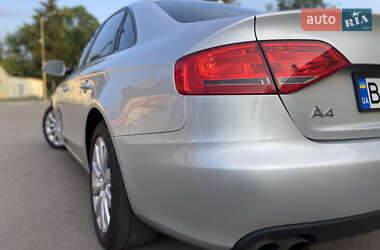 Седан Audi A4 2011 в Самборі