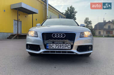 Седан Audi A4 2011 в Самборі