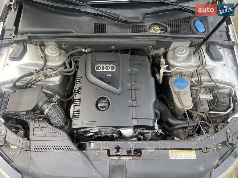 Седан Audi A4 2011 в Самборе