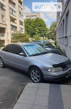 Седан Audi A4 1997 в 
