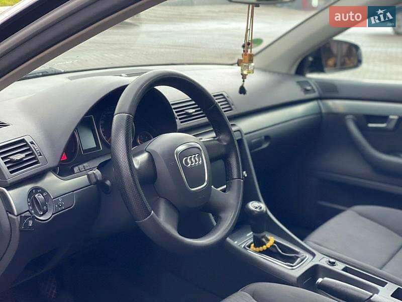 Седан Audi A4 2005 в Кременце
