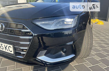Седан Audi A4 2021 в 