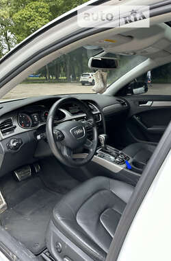 Седан Audi A4 2012 в Сумах