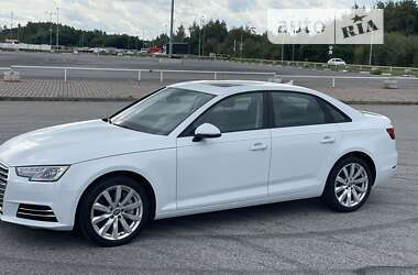 Седан Audi A4 2016 в 