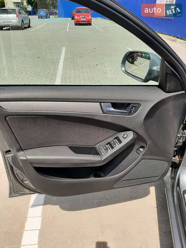 Универсал Audi A4 2012 в Калуше