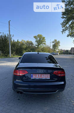 Седан Audi A4 2012 в Львові