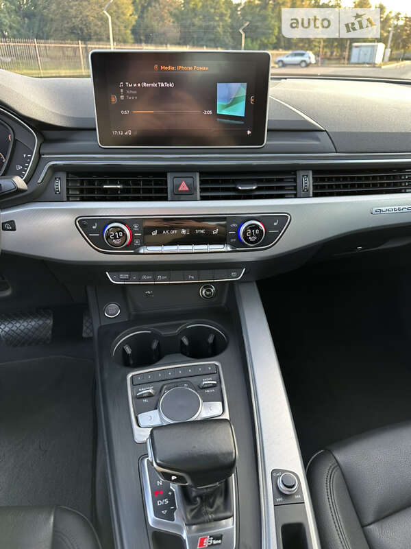 Седан Audi A4 2017 в Днепре