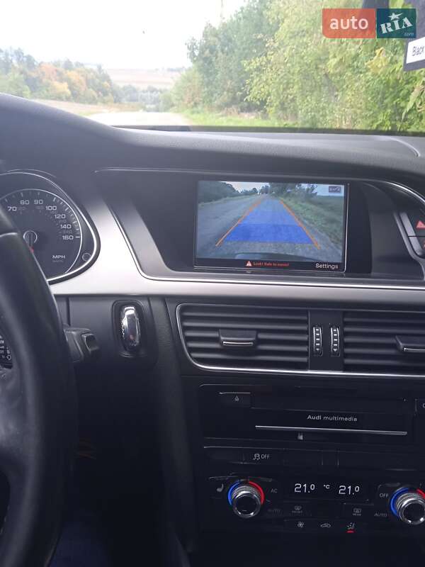 Седан Audi A4 2013 в Ровно