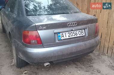 Седан Audi A4 1996 в Житомире