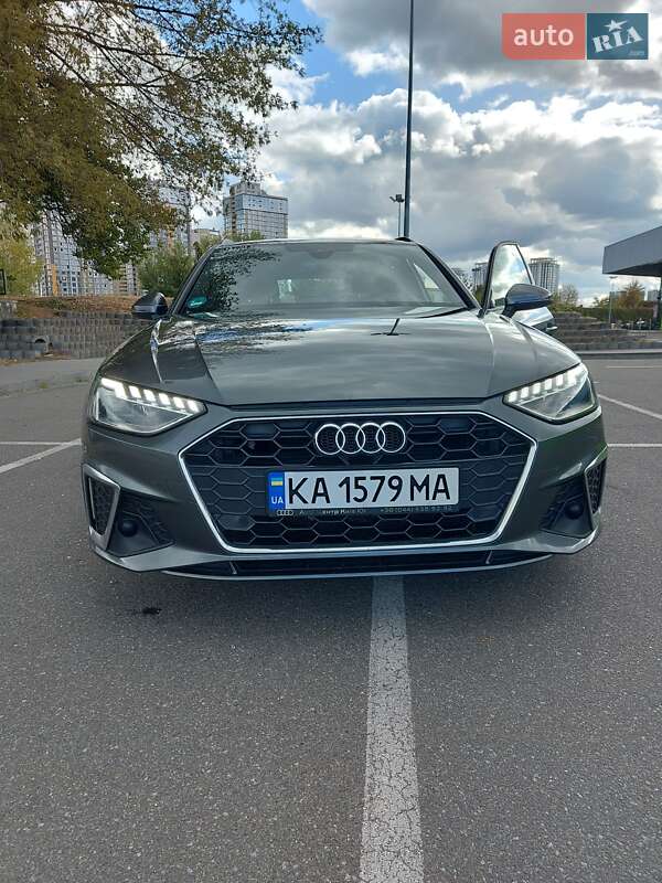 Универсал Audi A4 2020 в Киеве