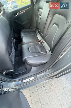 Седан Audi A4 2013 в Івано-Франківську