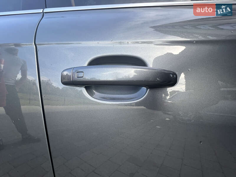 Седан Audi A4 2013 в Ивано-Франковске