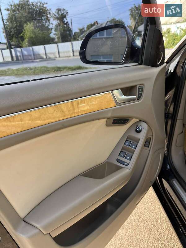 Седан Audi A4 2008 в Звягеле