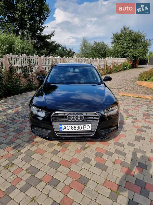 Универсал Audi A4 2012 в Луцке