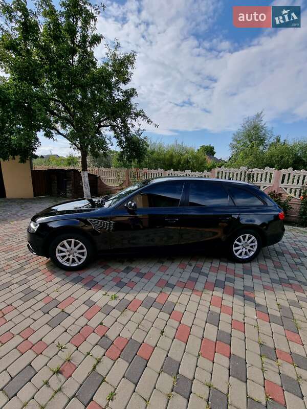 Универсал Audi A4 2012 в Луцке