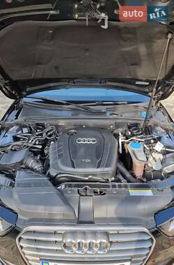 Универсал Audi A4 2012 в 