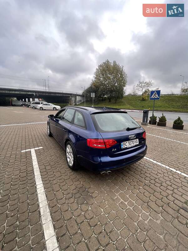 Универсал Audi A4 2014 в Львове