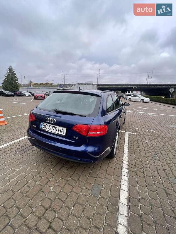 Универсал Audi A4 2014 в Львове