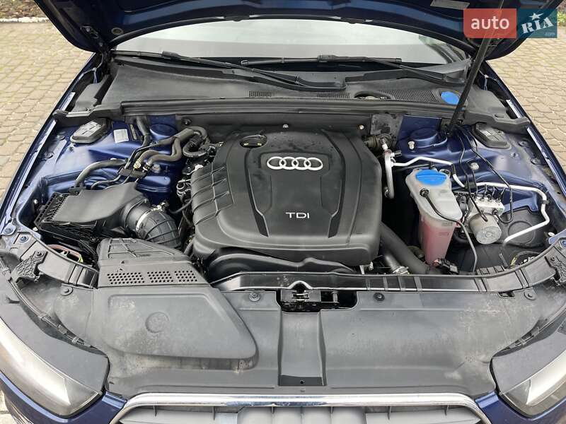 Универсал Audi A4 2014 в Львове