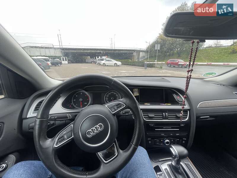 Універсал Audi A4 2014 в Львові
