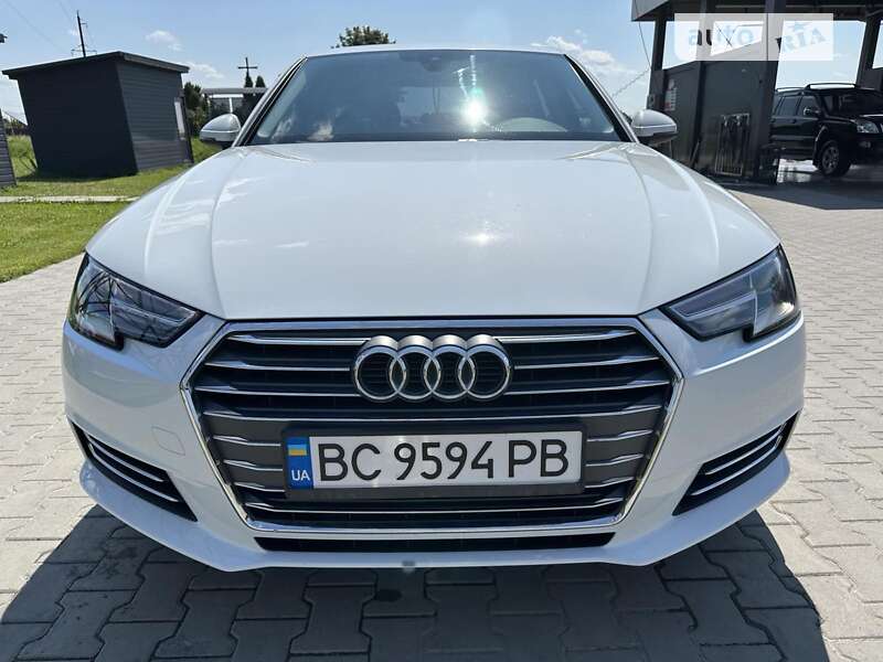 Седан Audi A4 2016 в 
