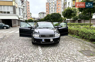 Седан Audi A4 2004 в 
