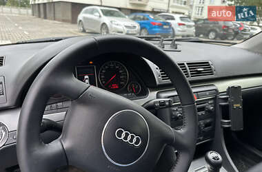 Седан Audi A4 2004 в 