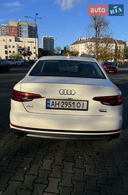 Седан Audi A4 2016 в Киеве