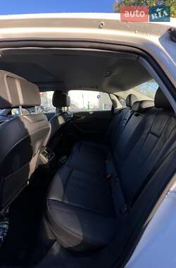 Седан Audi A4 2016 в 
