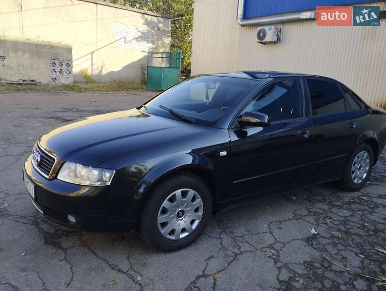 Седан Audi A4 2004 в Черкассах