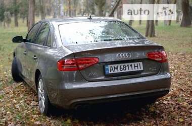 Седан Audi A4 2014 в Ямполе