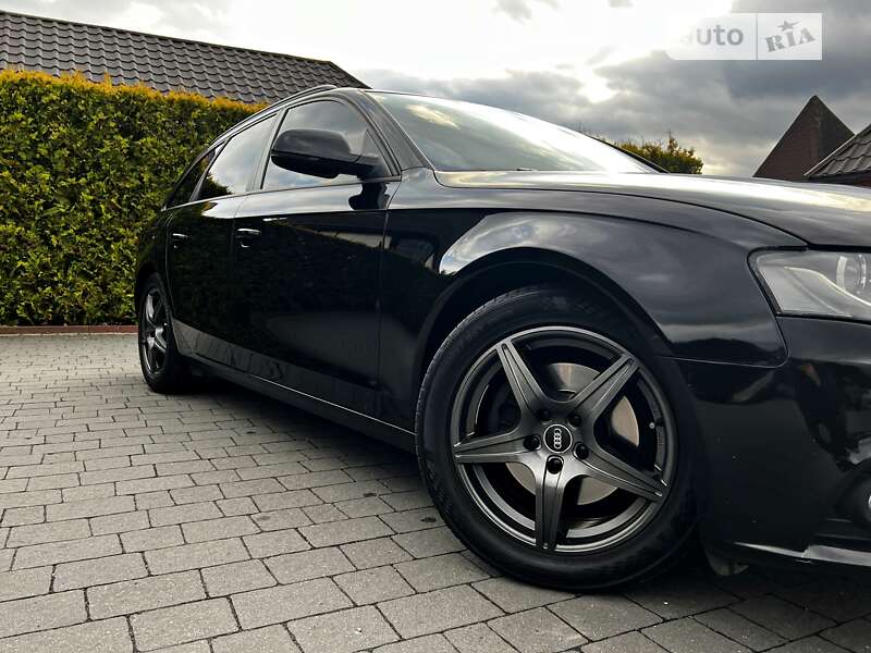 Универсал Audi A4 2010 в Стрые