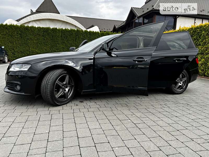 Универсал Audi A4 2010 в Стрые
