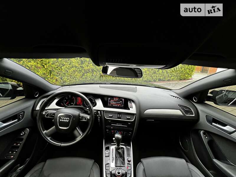 Универсал Audi A4 2010 в Стрые