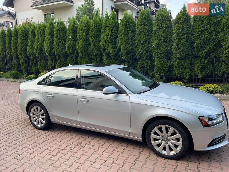 Седан Audi A4 2013 в Киеве