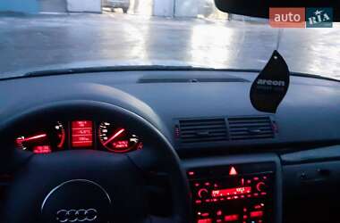 Универсал Audi A4 2002 в Ровно