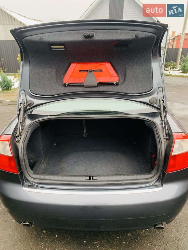 Седан Audi A4 2002 в Рожище