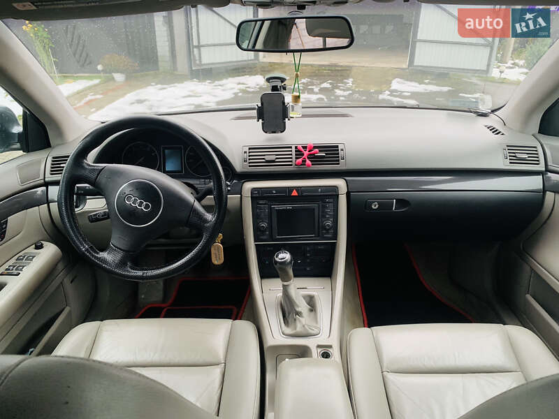 Седан Audi A4 2002 в Рожище